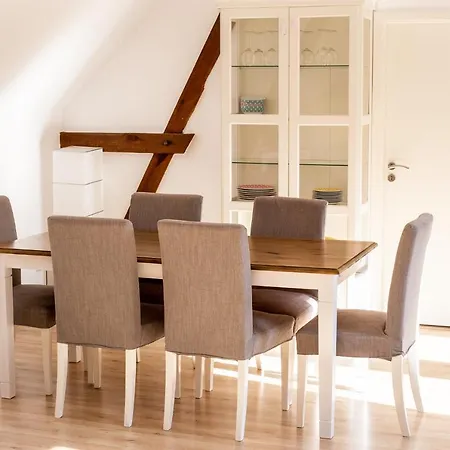 ゲストハウス Landhof 3*