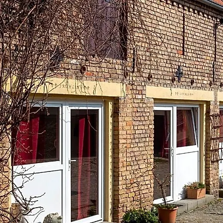 Landhof 3*
