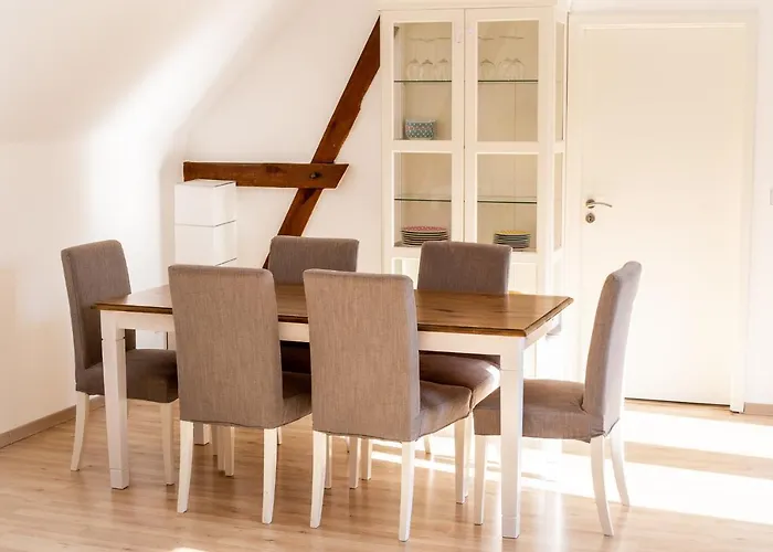 ゲストハウス Landhof 3*