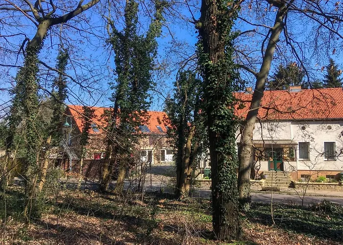 بيت ضيافة Landhof 3*